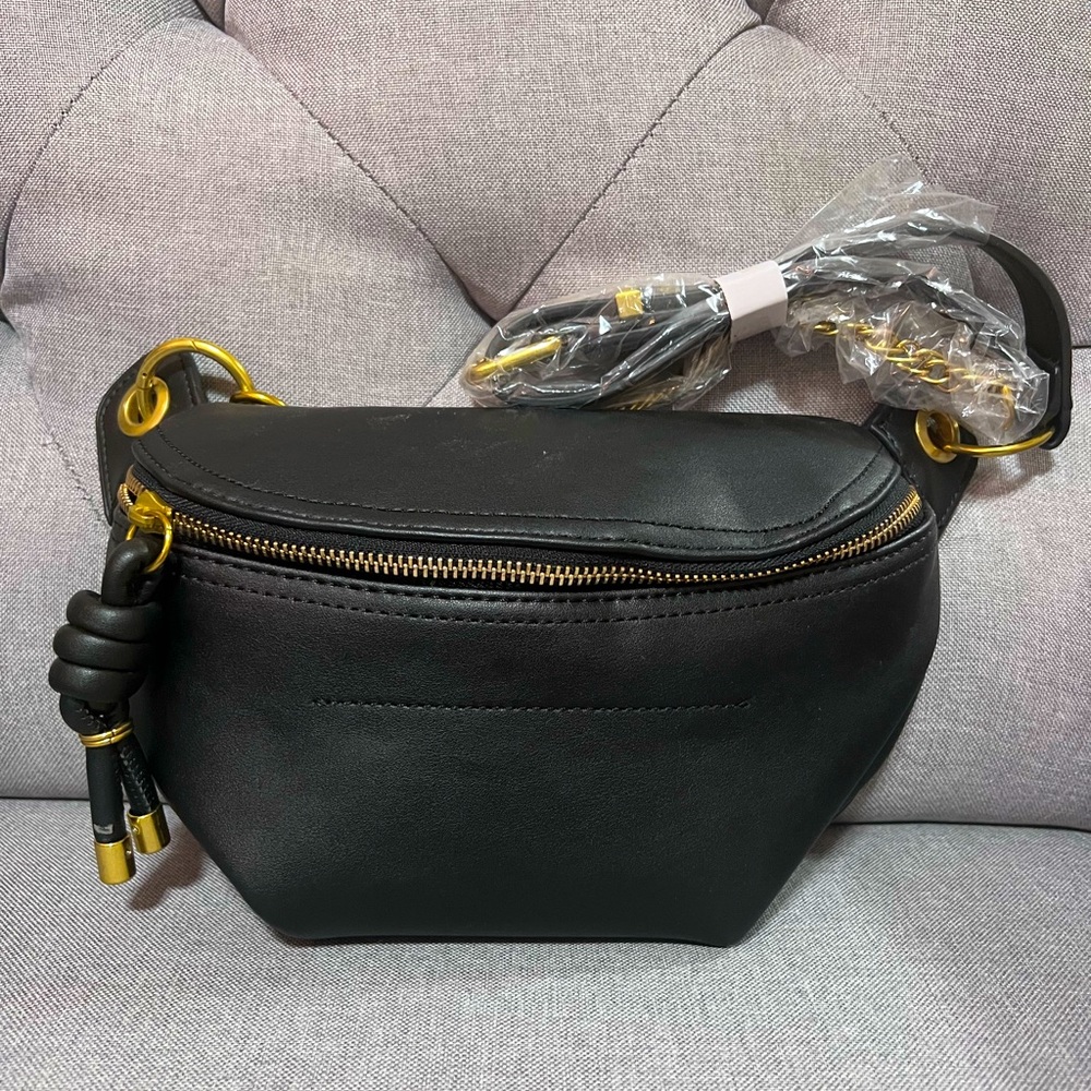 Black purse